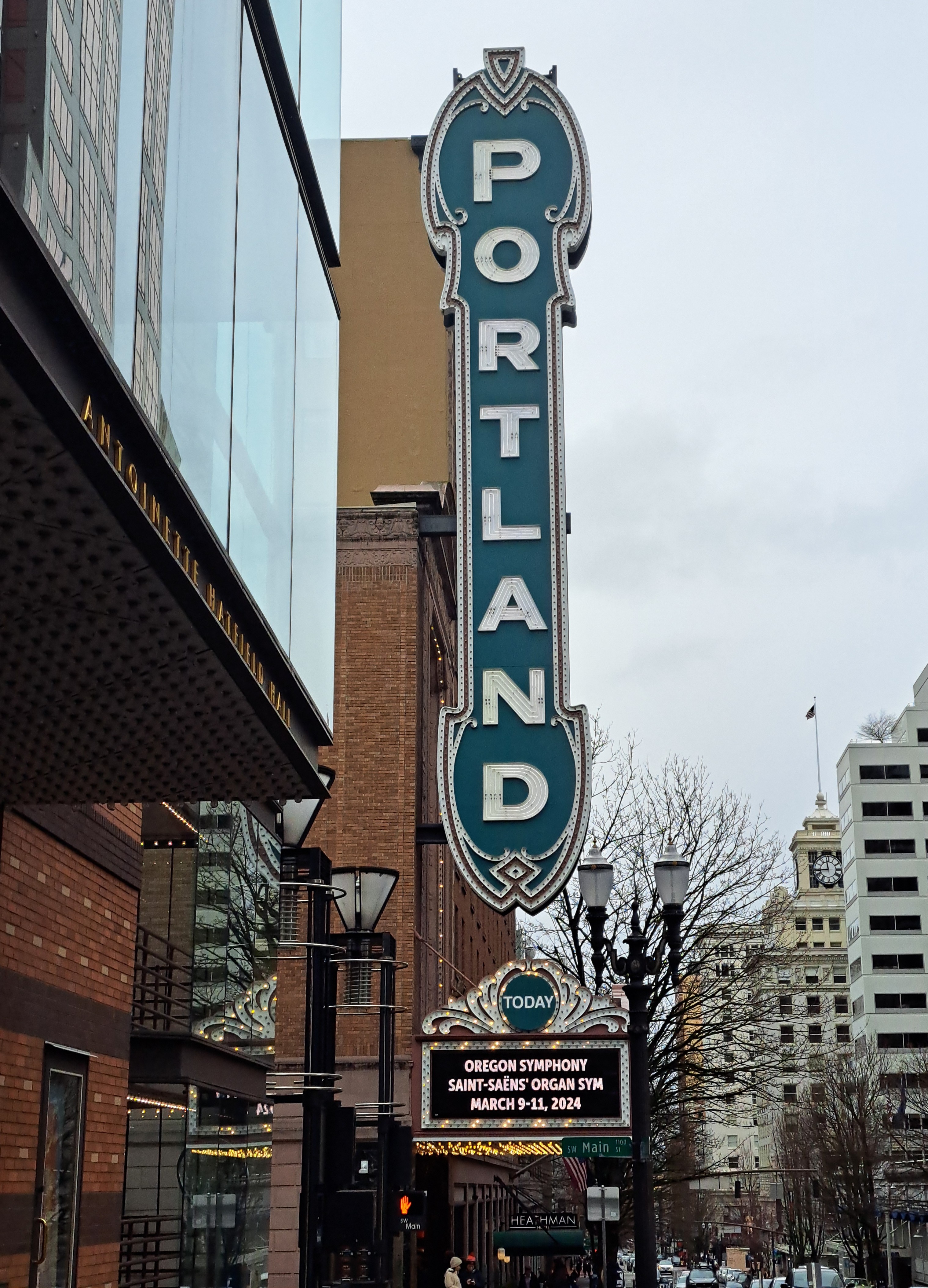 Arlene Schnitzer Concert Hall Portland Sign